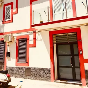Casa Escape Kwatera prywatna Terrasini